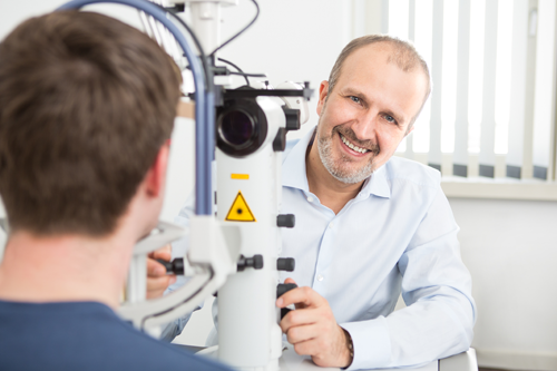 Untersuchung Augenarzt Dr Karsten Klabe D&uuml;sseldorf